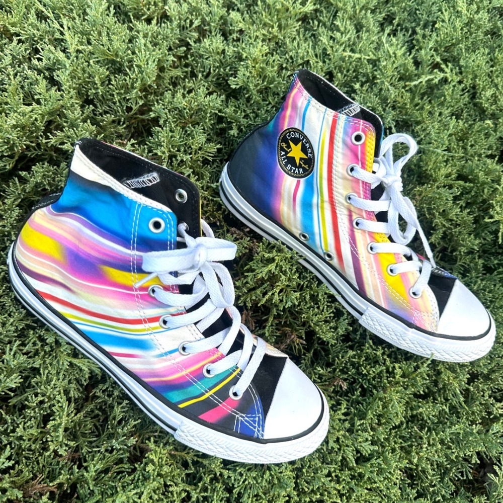 Converse Chuck Taylor All Star High Top Rainbow Stripe‎ Big Kids Sneakers Size 5